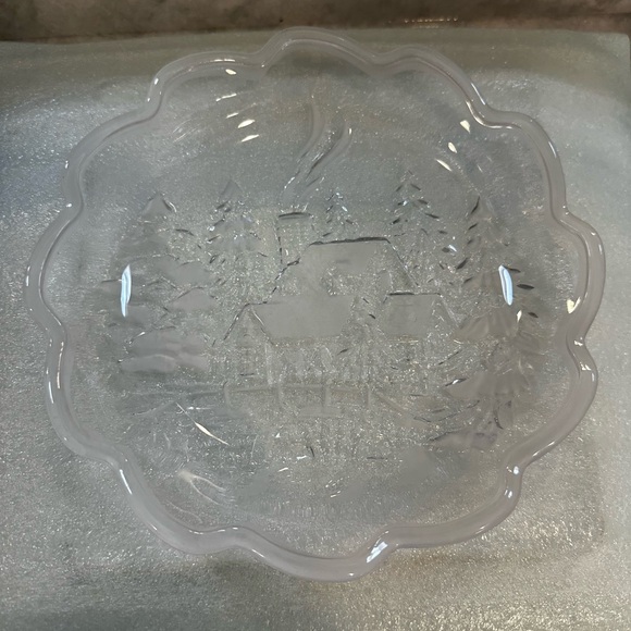 Wonderland Collection Sweets Dishes - Picture 4 of 10